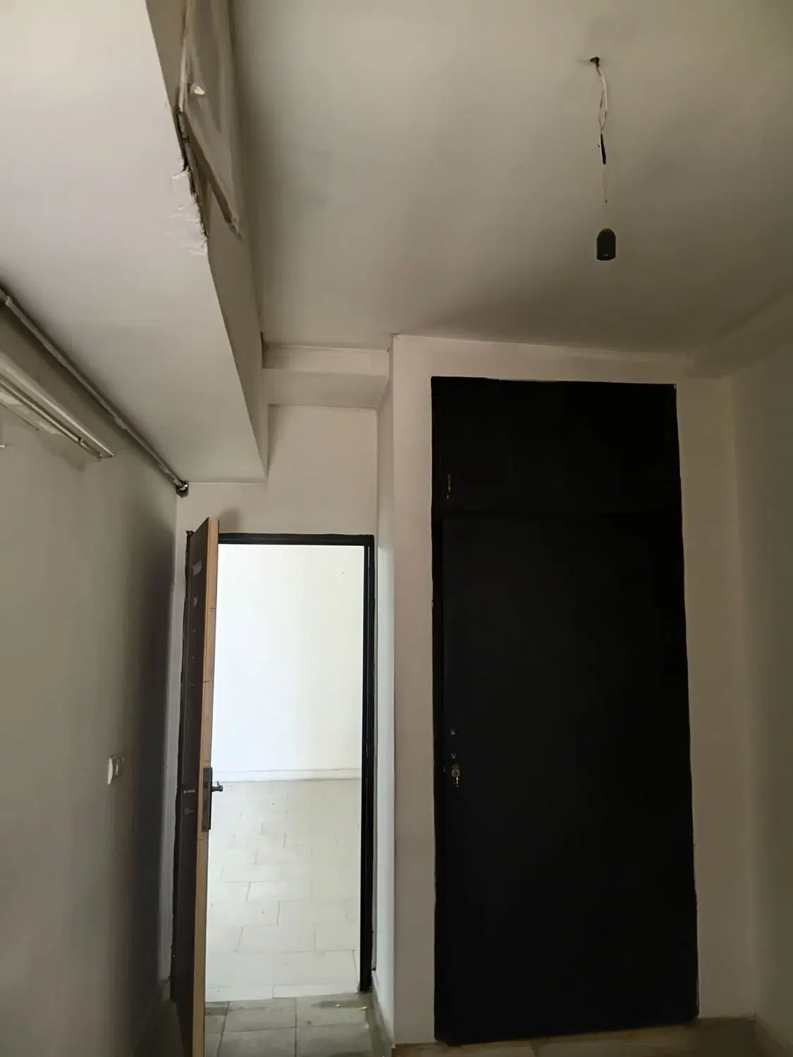 ۶۲ متری اپارتمان تخلیه