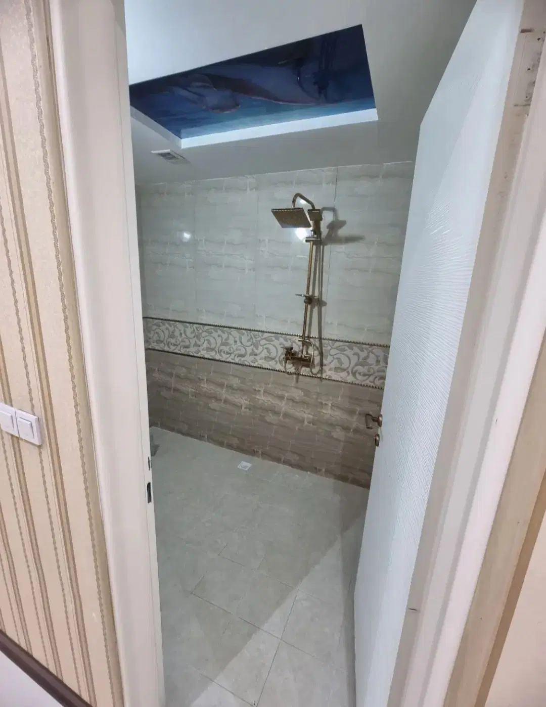 رهن و اجاره آپارتمان 95 متری نوساز اول شریف
