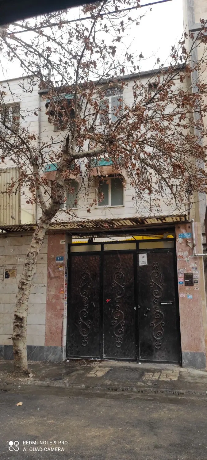 خانه حیاطی ۳طبقه خیابان قربعلی،فروش یا تهاتر
