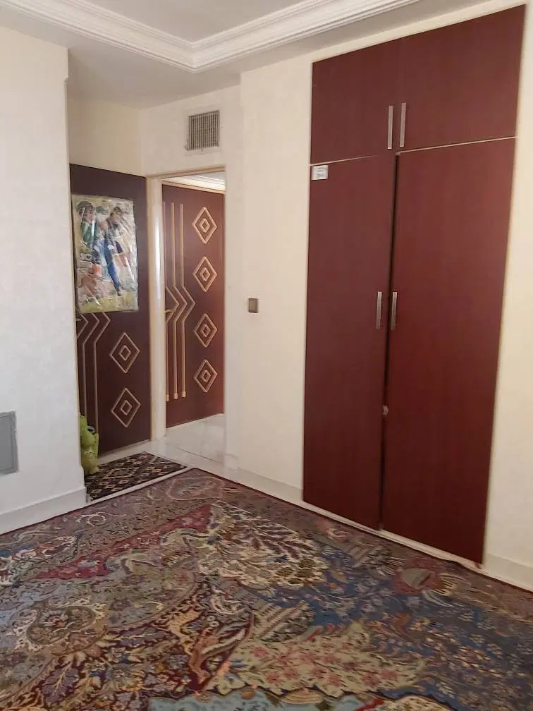 ۱۴۰ متری فازیک سه بر