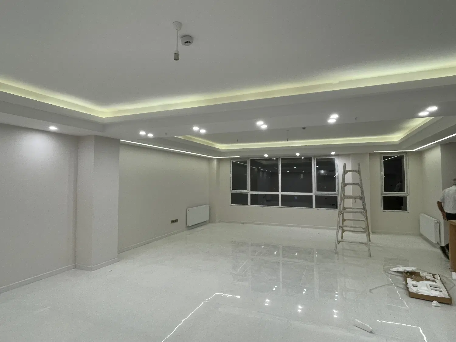 واحد ۲۰۰‌متری لوکس(تاپ لوکیشن)