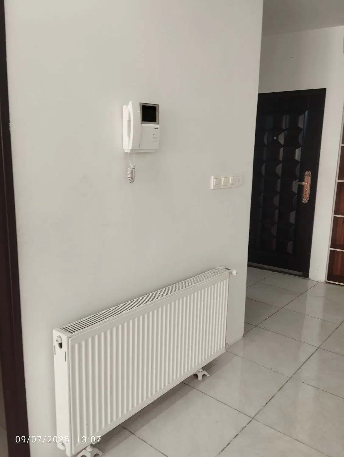 رهن کامل آپارتمان شیک و تمیز ۱۴۰ متری حصارک