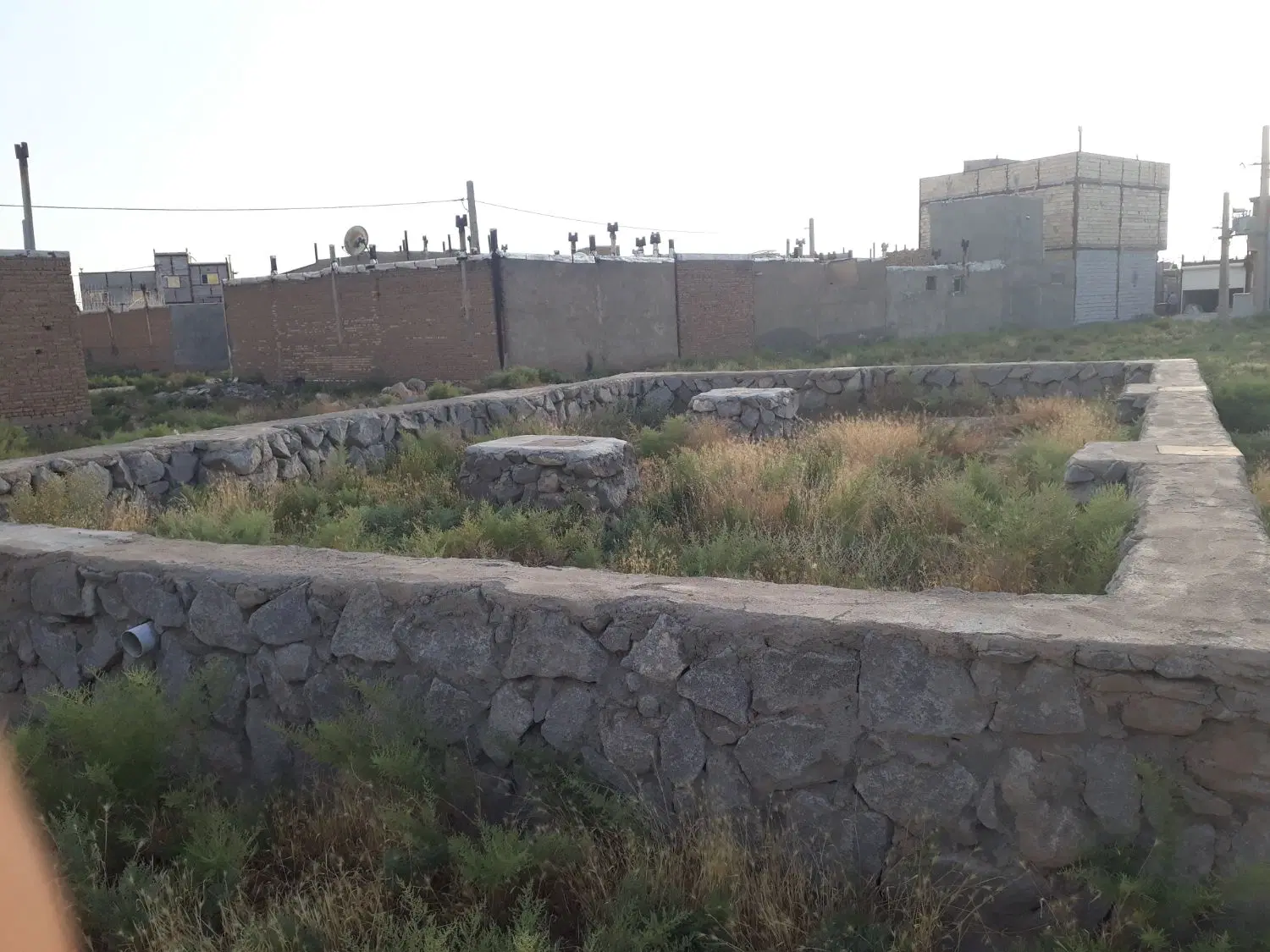 زمین مسکونی