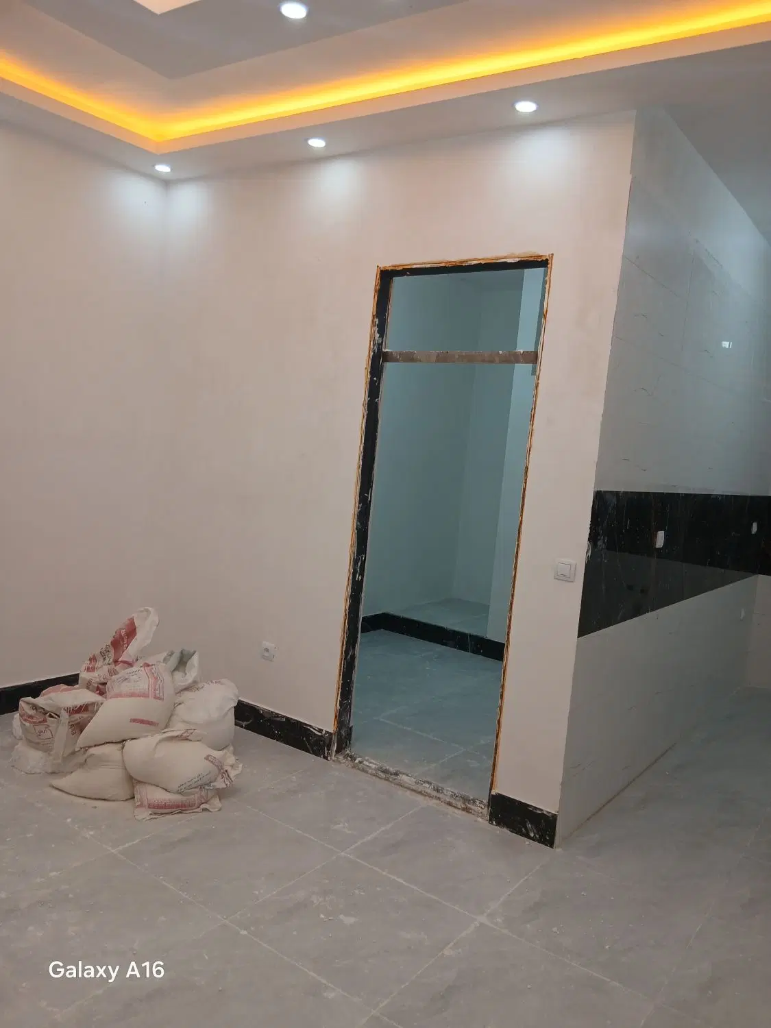 ساختمان نقلی شیک