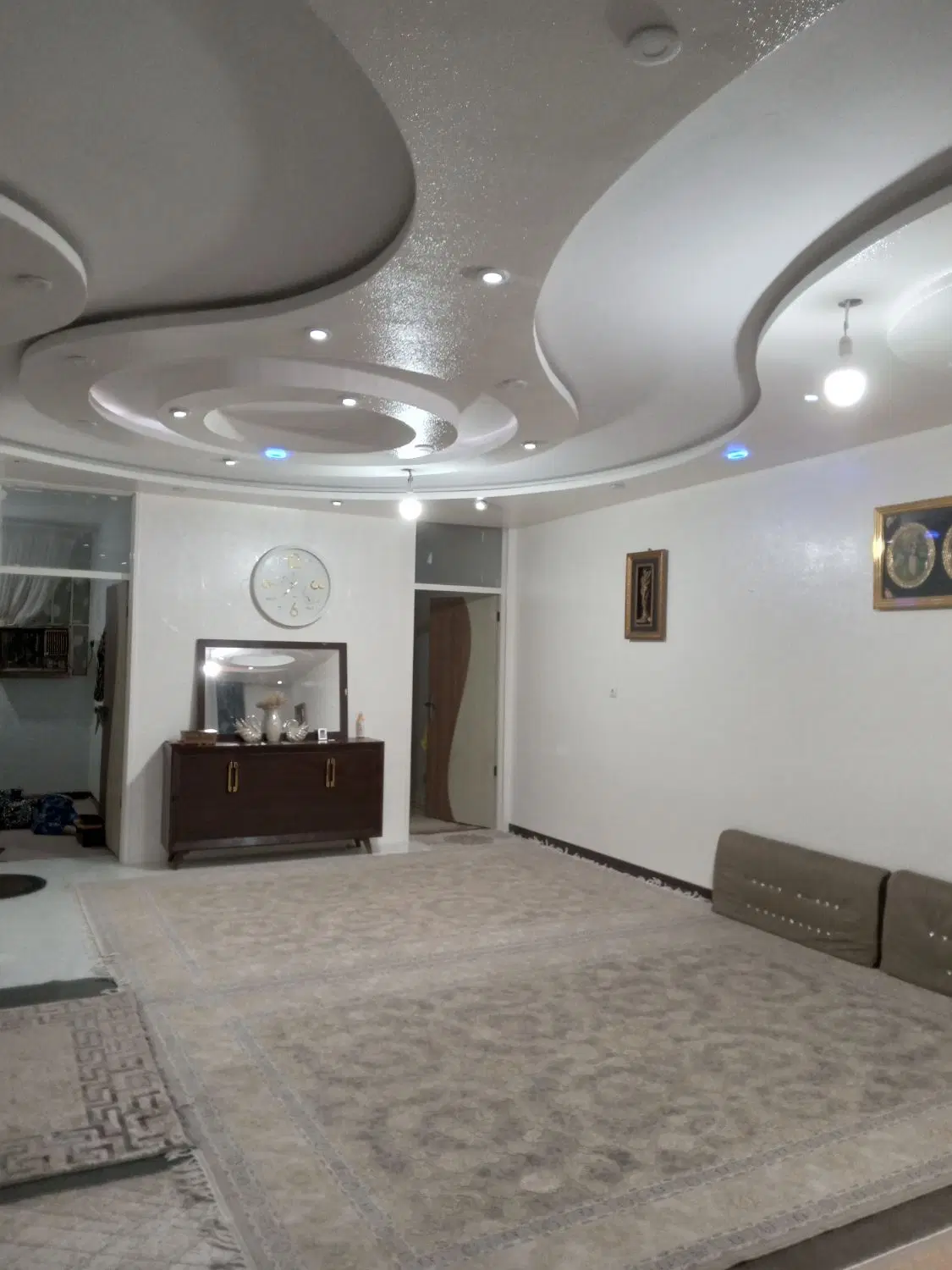 طبقه اول
