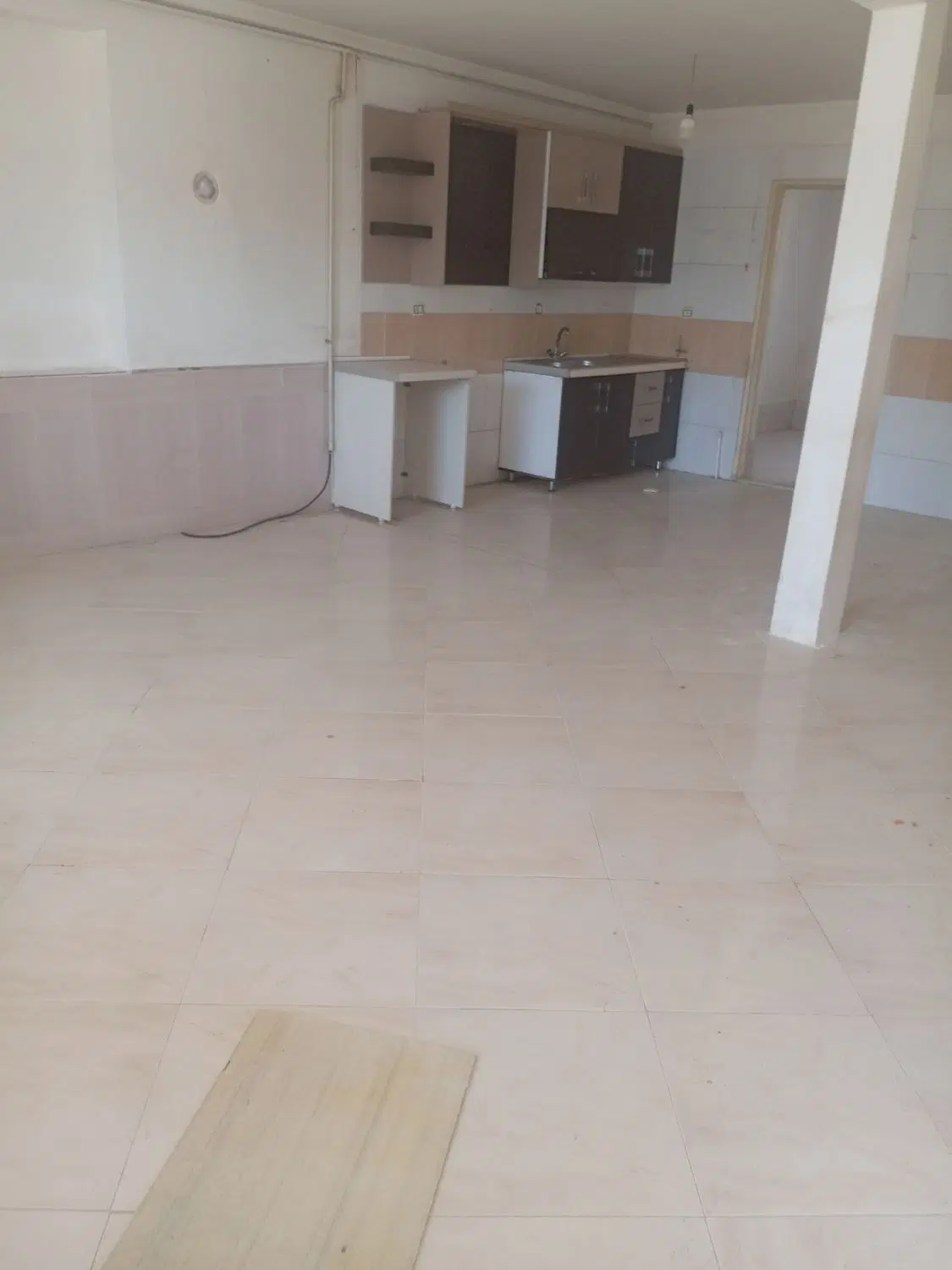 سلام خانه هم کف ماشین رو دو خواب رهن واجاره