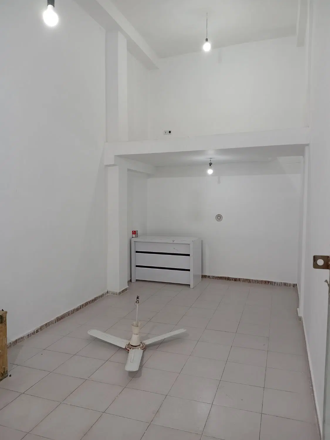 مغازه به اجاره داده میشود