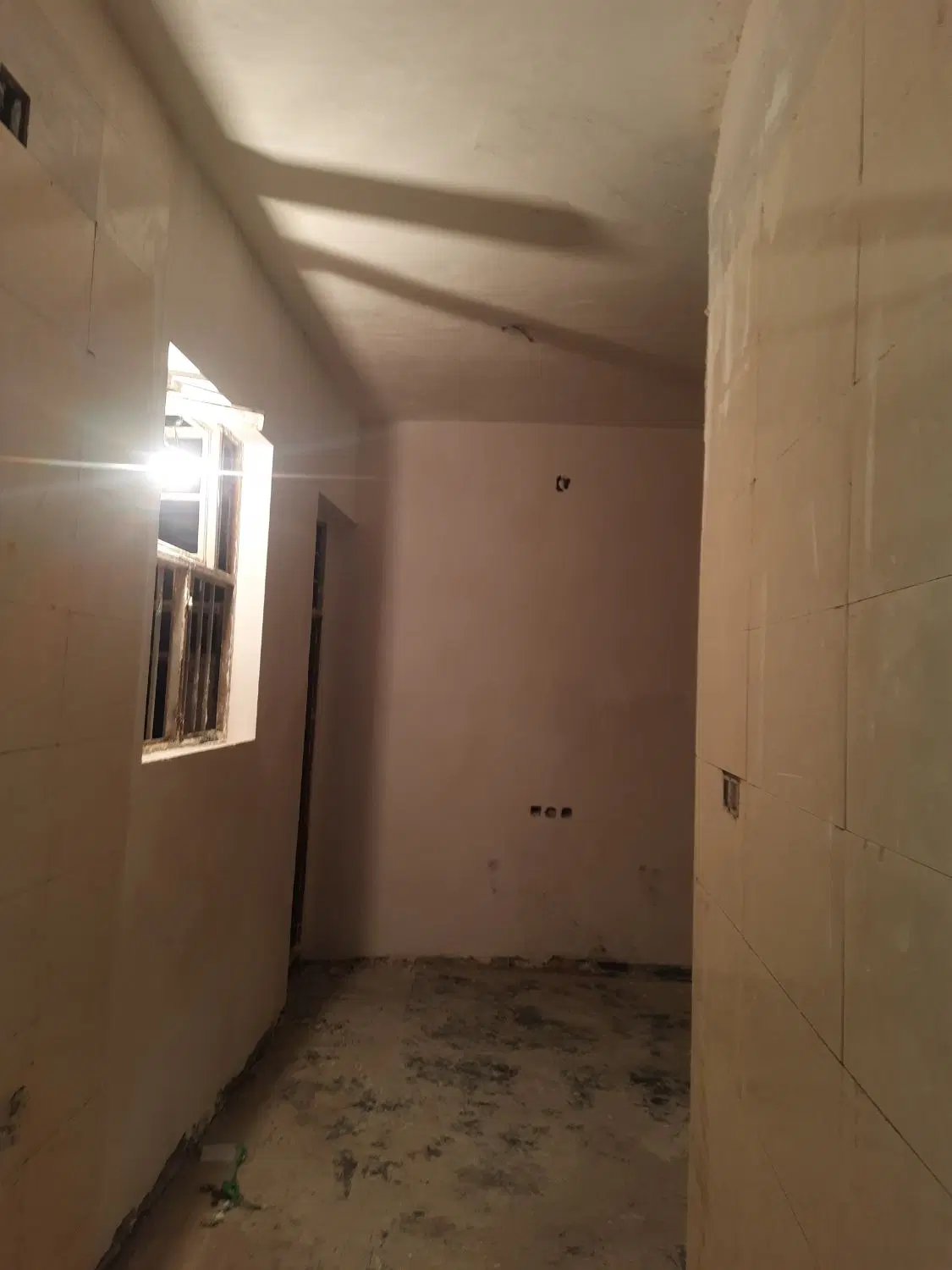 خانه ۶۰متر نبش ۲۰متری ذلفقار۹۴فروشی