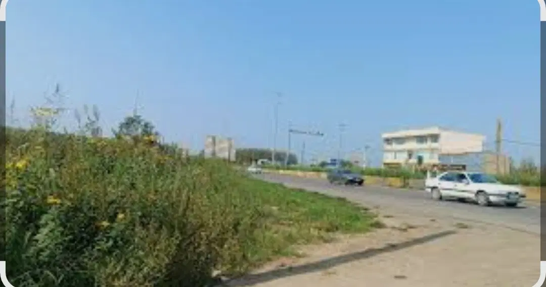 زمین تجاری مسکونی بر جاده اصلی