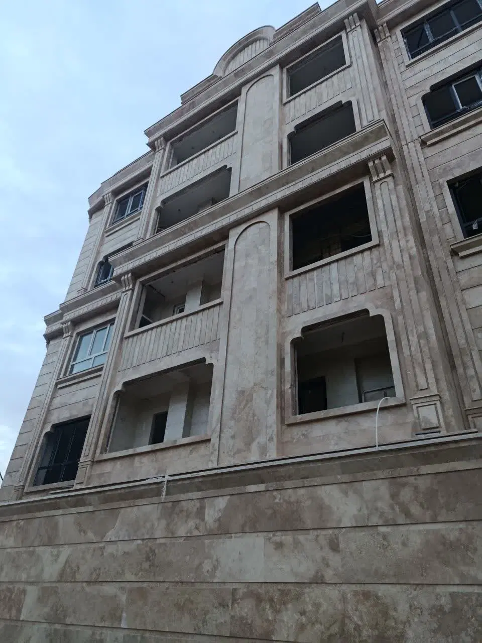 واحد ۱۱۳ متری شهرک سلیمانی