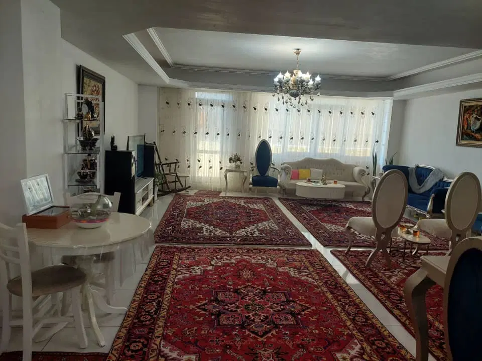 آپارتمان 119متری چهارراه بهار کوی وظیفه دان