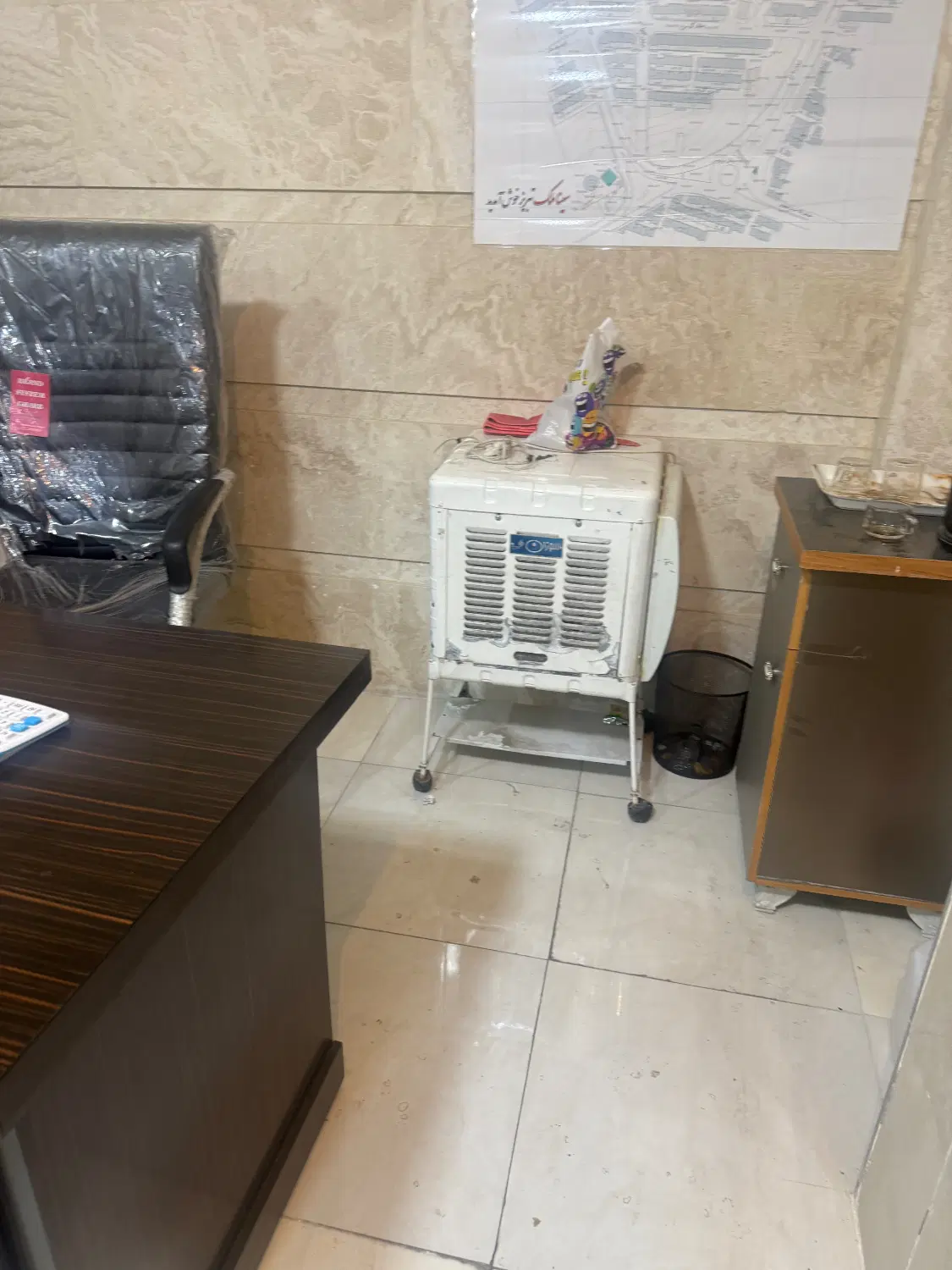 اجاره مغازه ۲۲ متر فلکه پروار اول خ فلاحی
