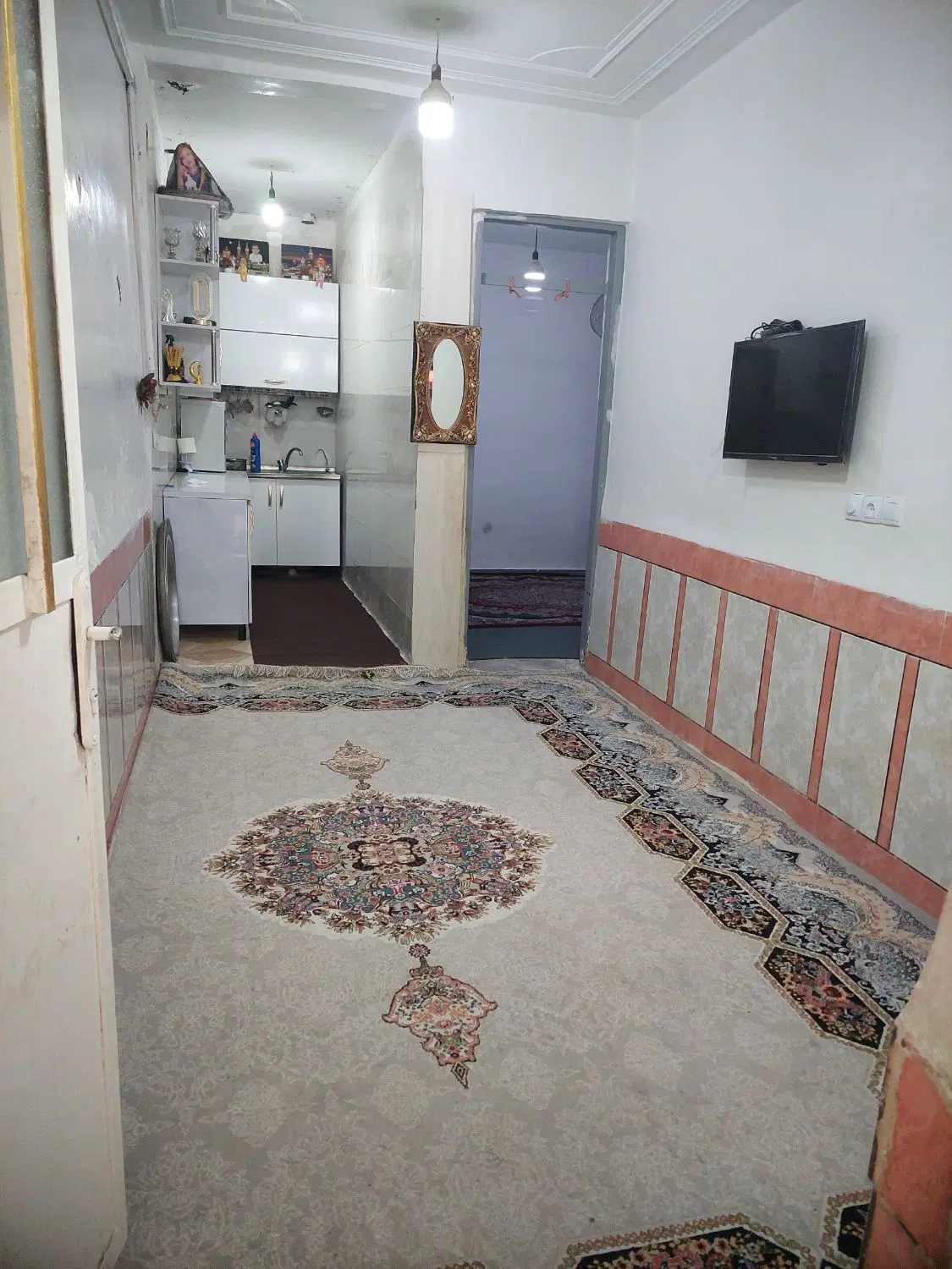 خیابان ارشاد بین شروس وفرهانی کوچه چهارم غربی