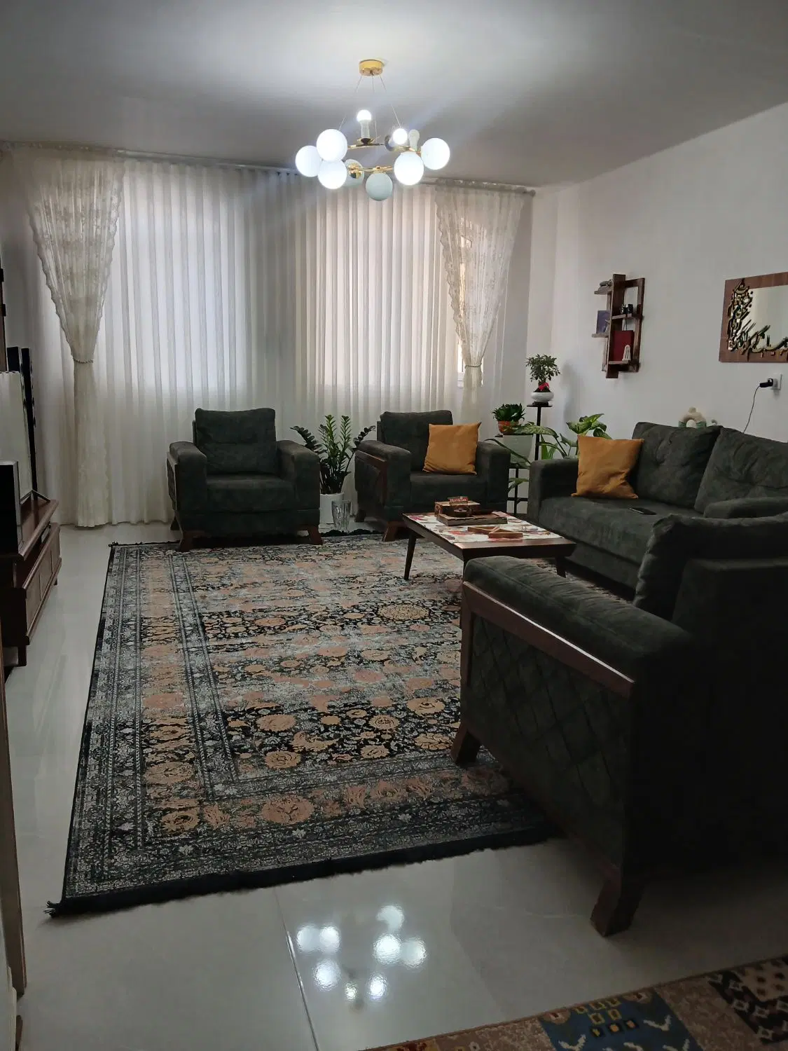 ۸۵ متری تکواحدی