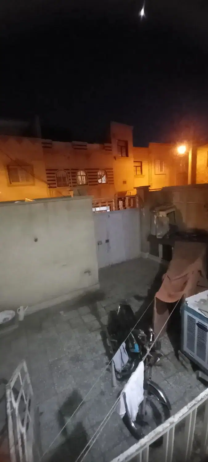 خانه دوطبقه همراه باسویت راه جدا