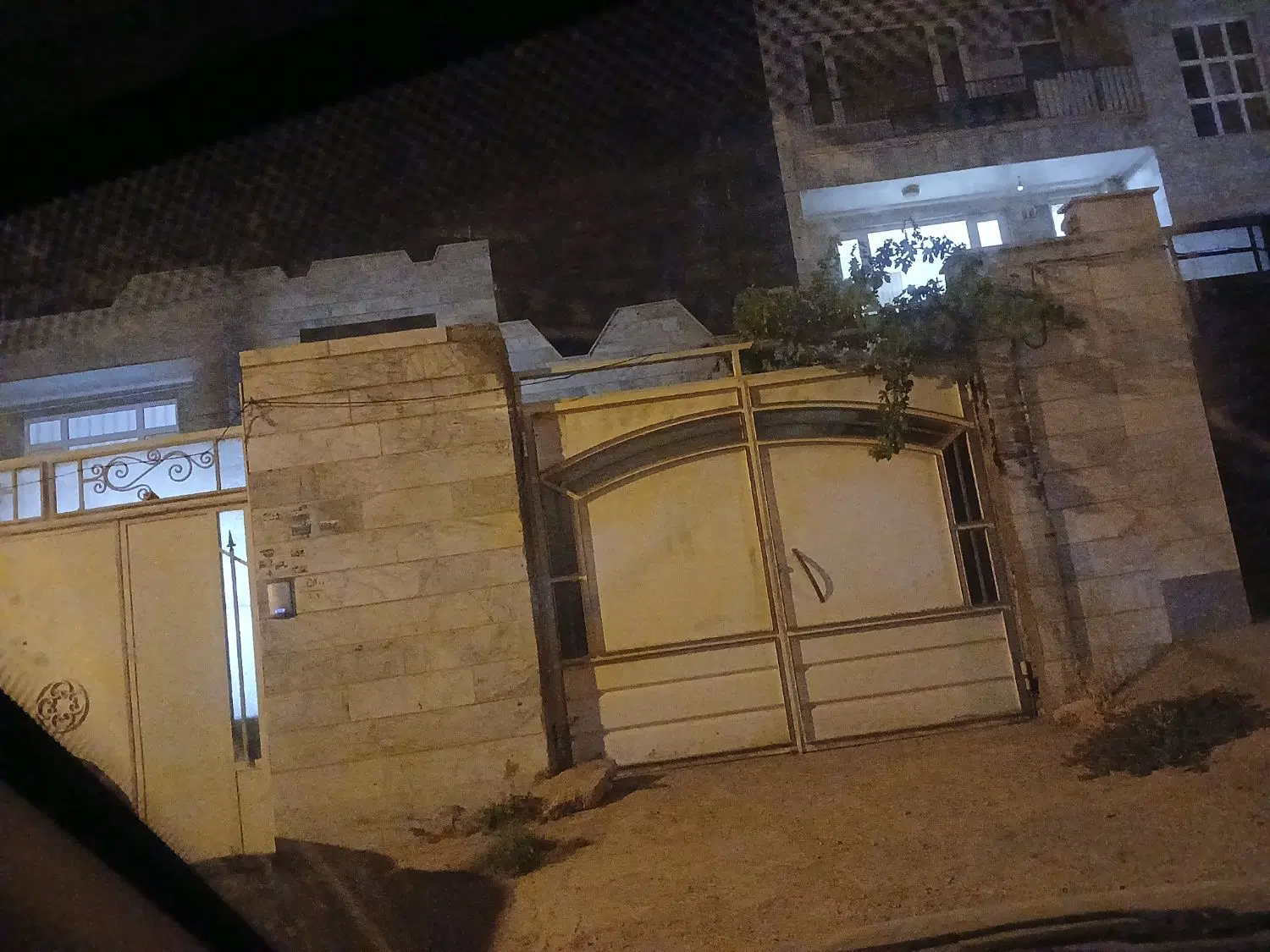 اجاره ویلایی شهرارا دربست