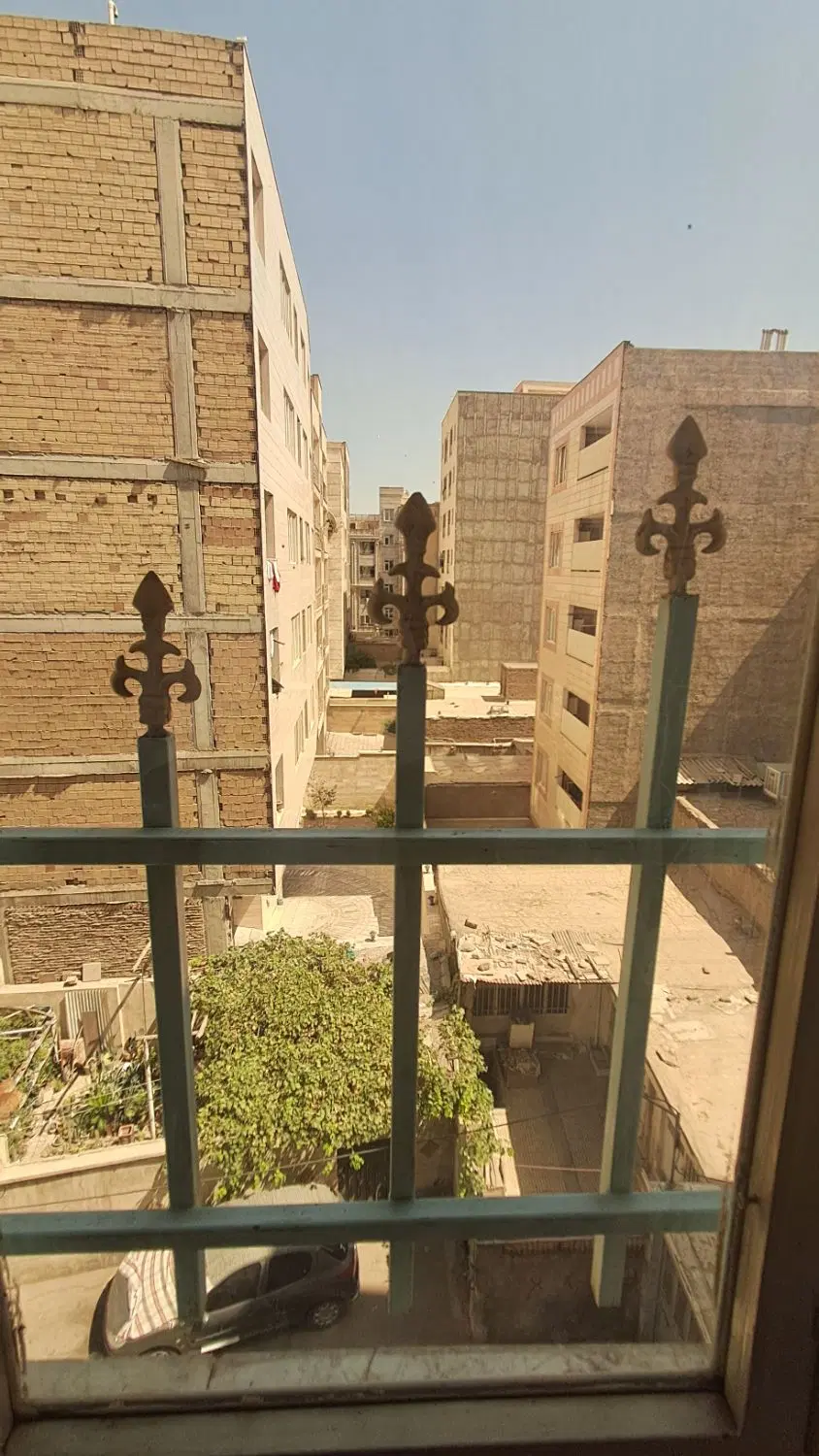 آپارتمان ۷۰ متری گرمدره شمالی املاک فلاحی