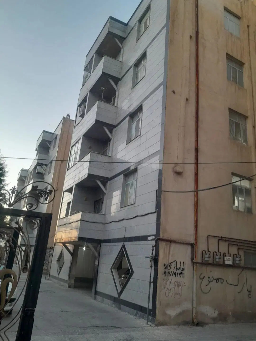 75متری_آپارتمان_گلدشت