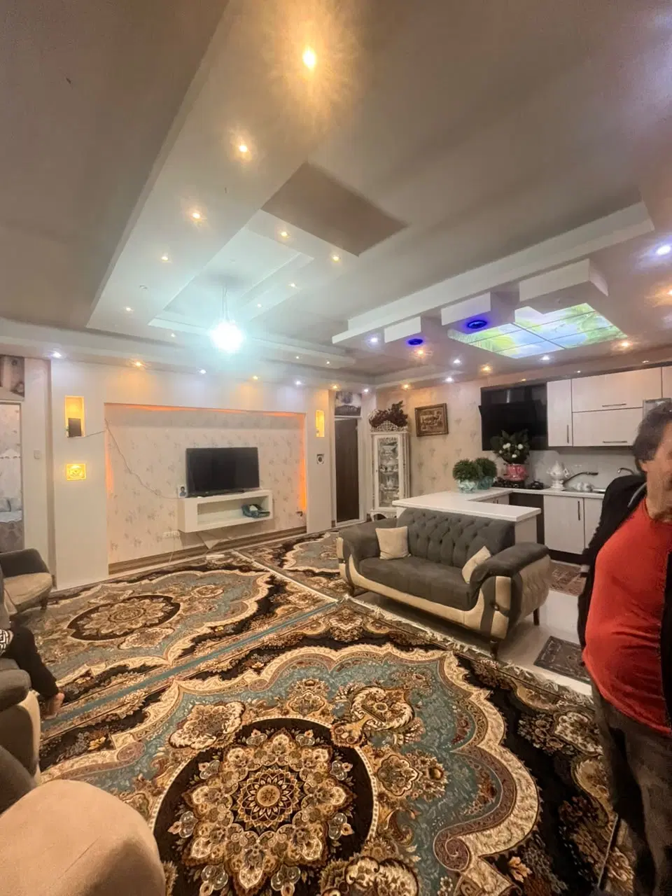 فروش ساختمان دو طبقه در ظفر۱۵