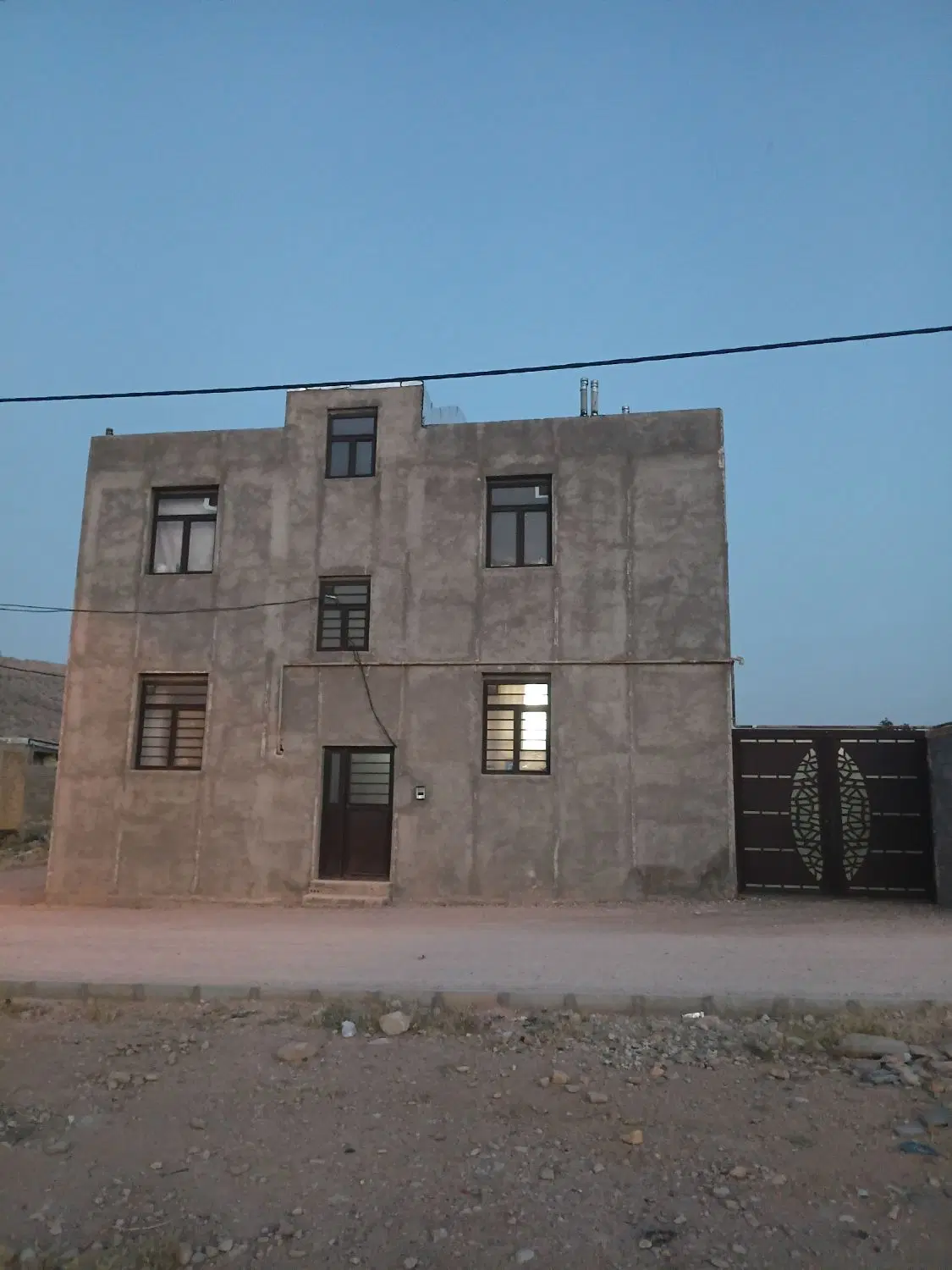 منزل ۲ طبقه روستای کلستان بعد از قلات