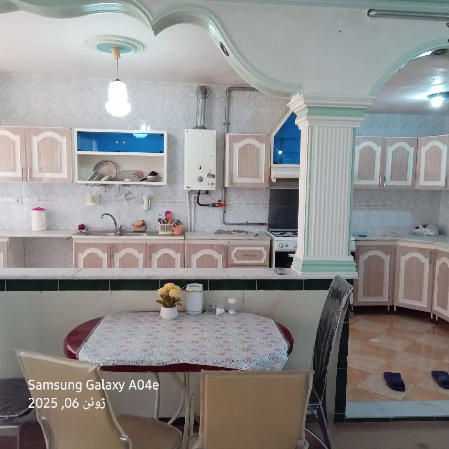 سوئیت اجاره ای روزانه کوتاه مدت ( توحیدشهر)