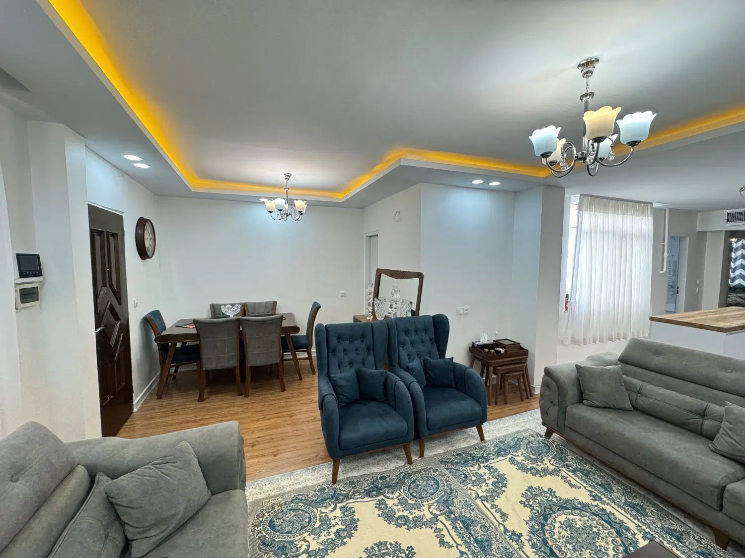 آپارنمان ۸۰ متری سند دار