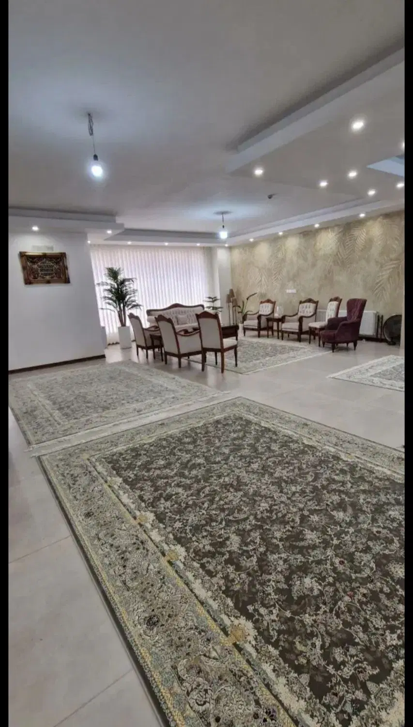 آپارتمان ۲۳۰ متری بهارستان