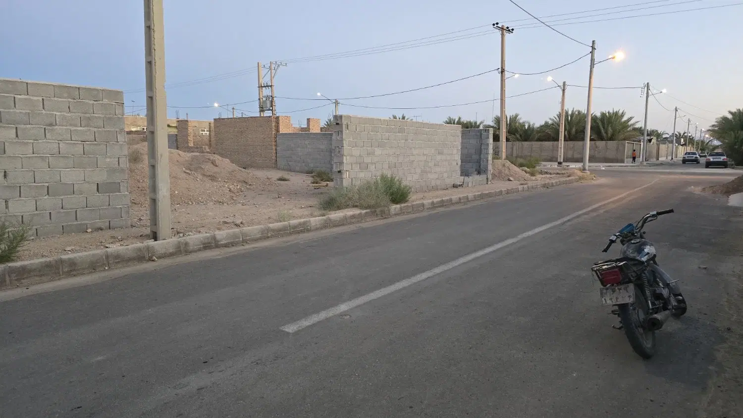 زمین‌مسکونی جوخواه خیابان اصلی