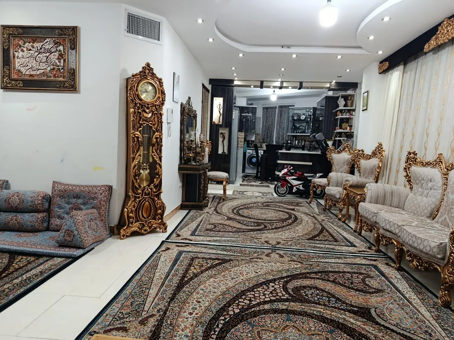 106متر اهری بهر خیابان