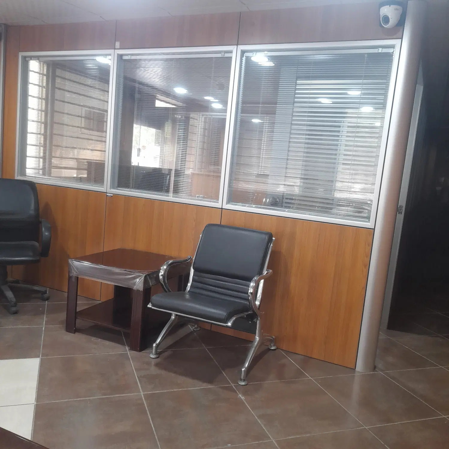 اجاره واحد تجاری روبروی درب گمرک