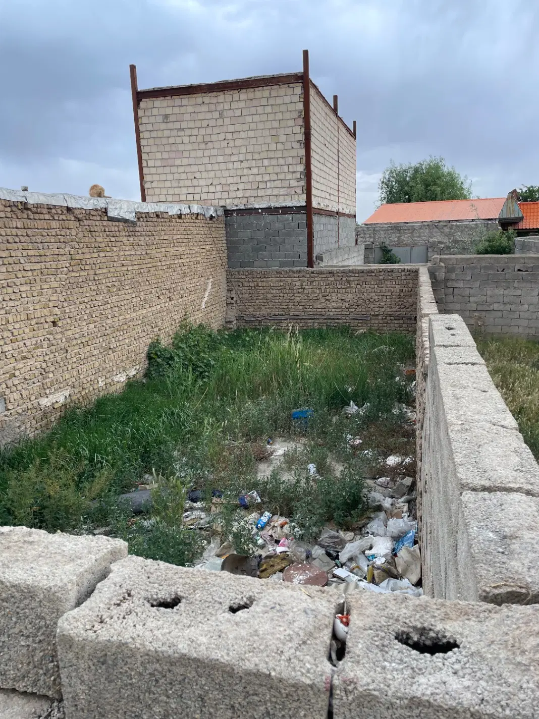 زمین مسکونی