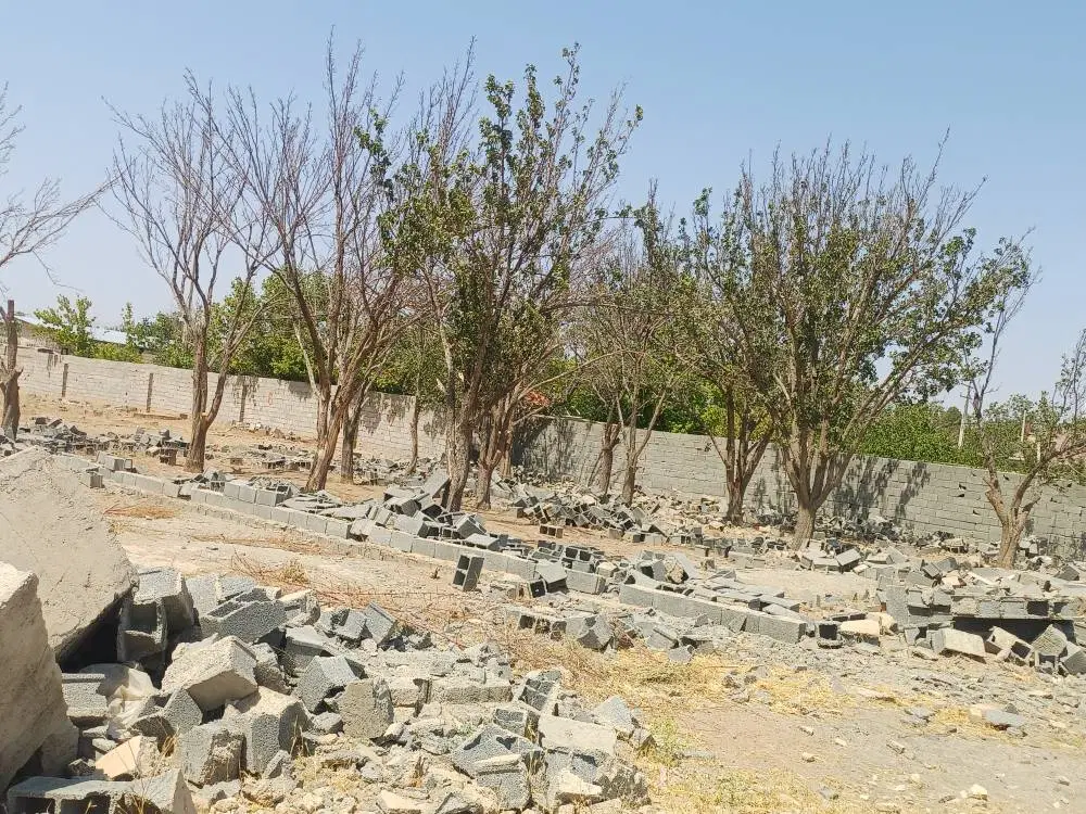 زمین نظر اباد