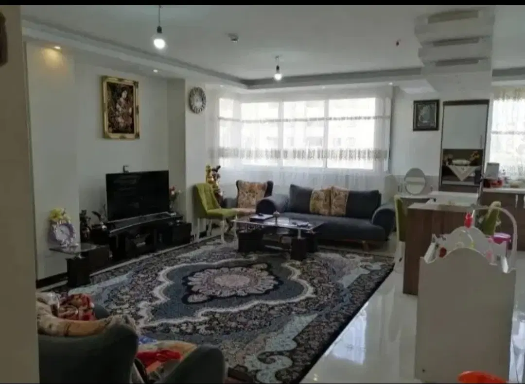 ۱۲۰ متری