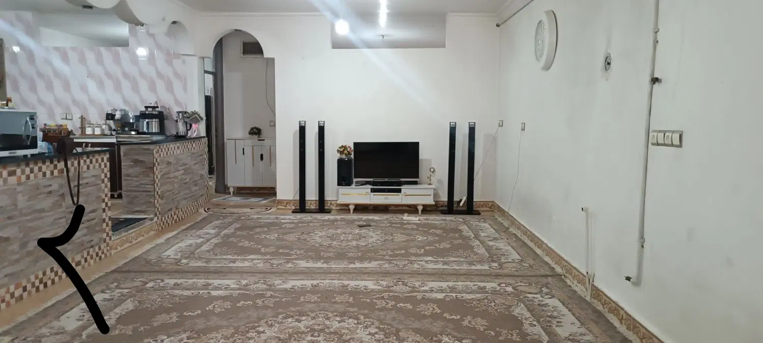 اجاره طبقه ۲وطبقه۳ ماسور  نسترن دوم انتهای کوچه