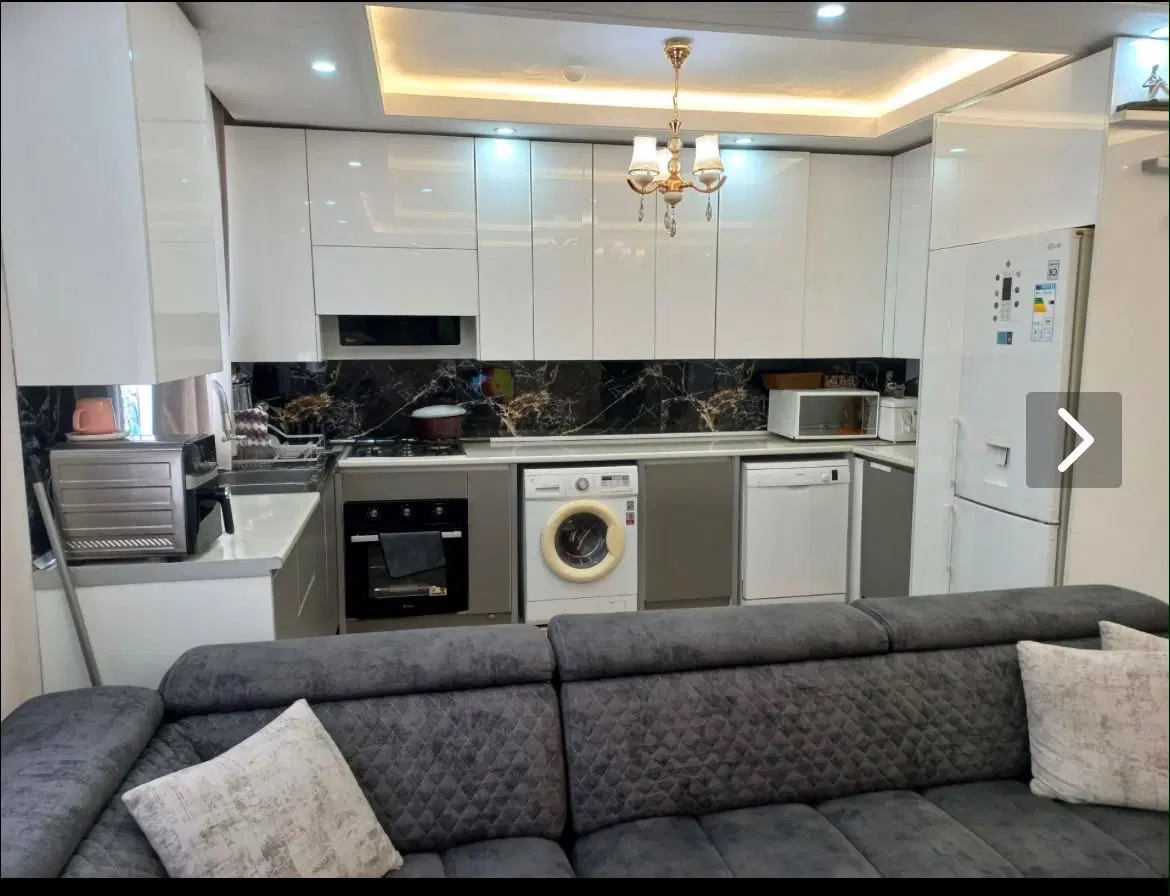 ۹۰ متر ۲خواب تاپ لوکیشن
