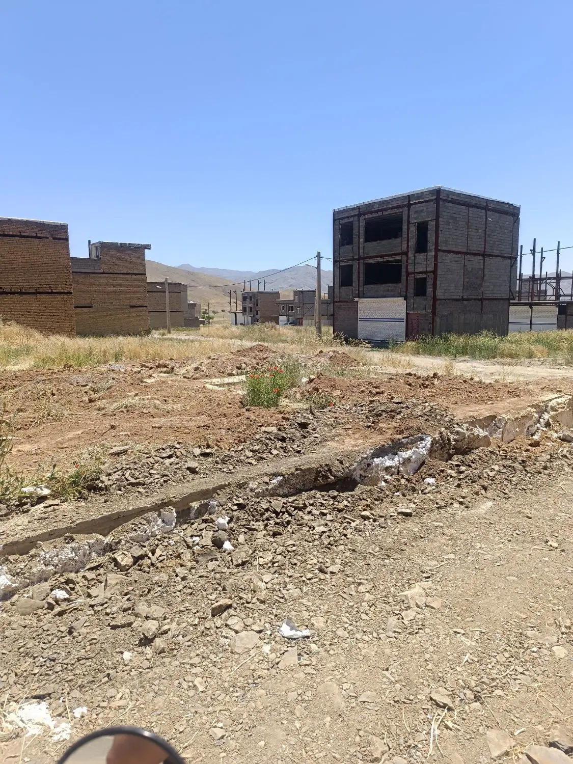 فروش زمین مسکونی حسن آباد