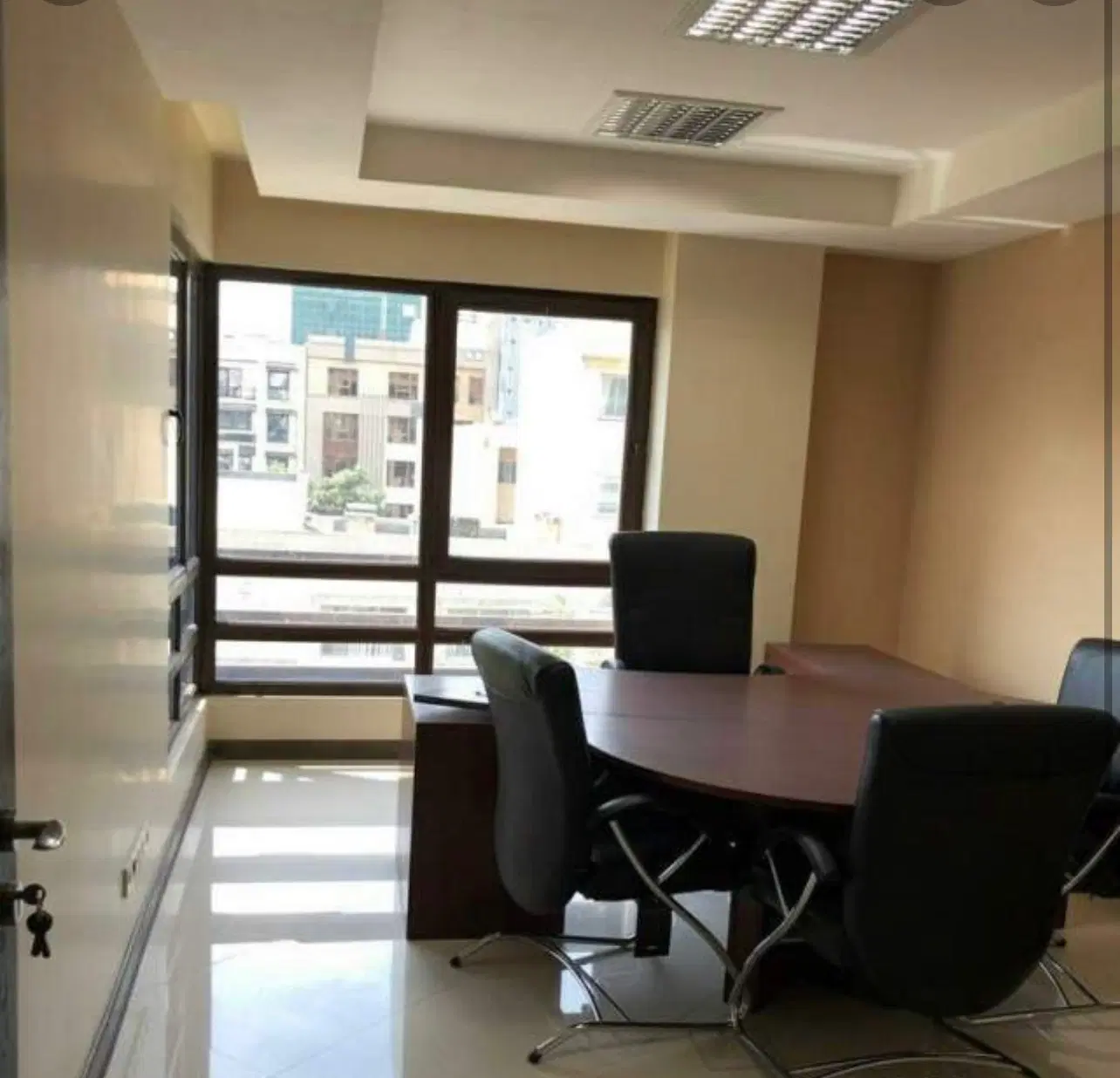 دفتر کار فول مبله فقط به وکیل یا مهندس