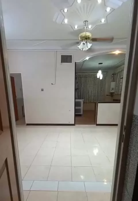 اجاره خانه سه نبش ، (طبقه اول)