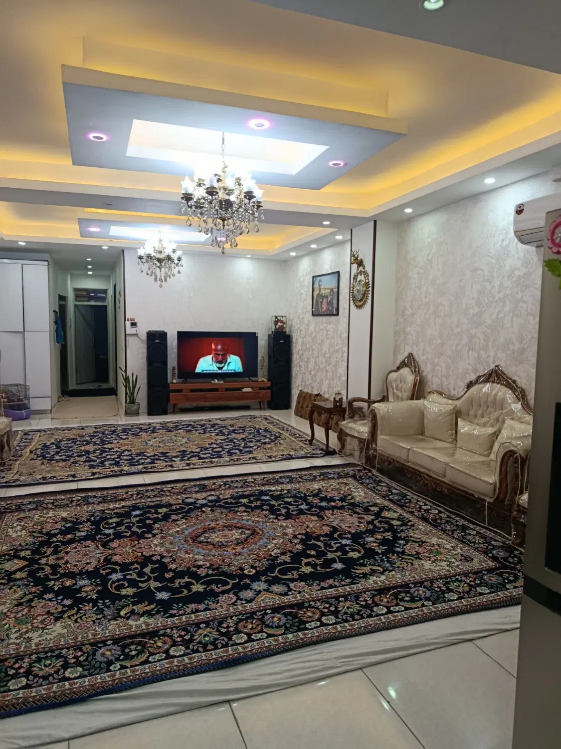 ۱۲۰ متر - دو خواب - فول - فلکه اول