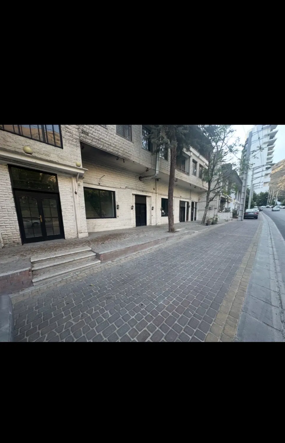 مغازه تجاری ۲۰۰ متر کافه فست فود
