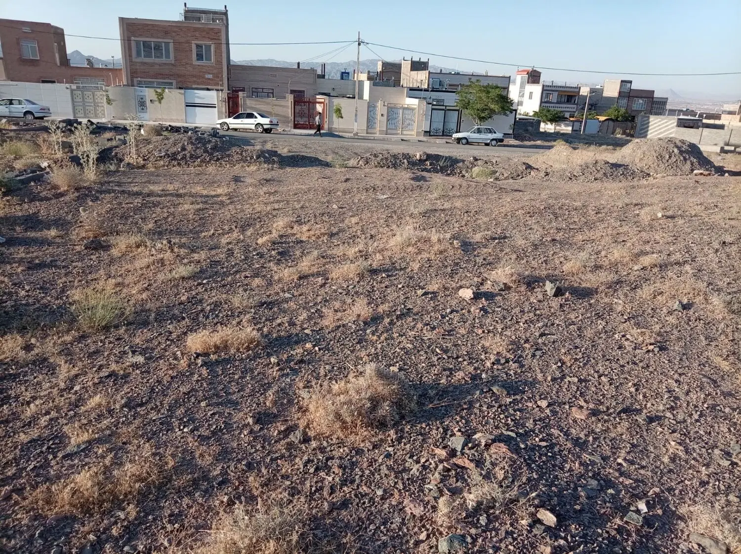 یه قطعه زمین غیر بنیادی واقع در روستای دهنو