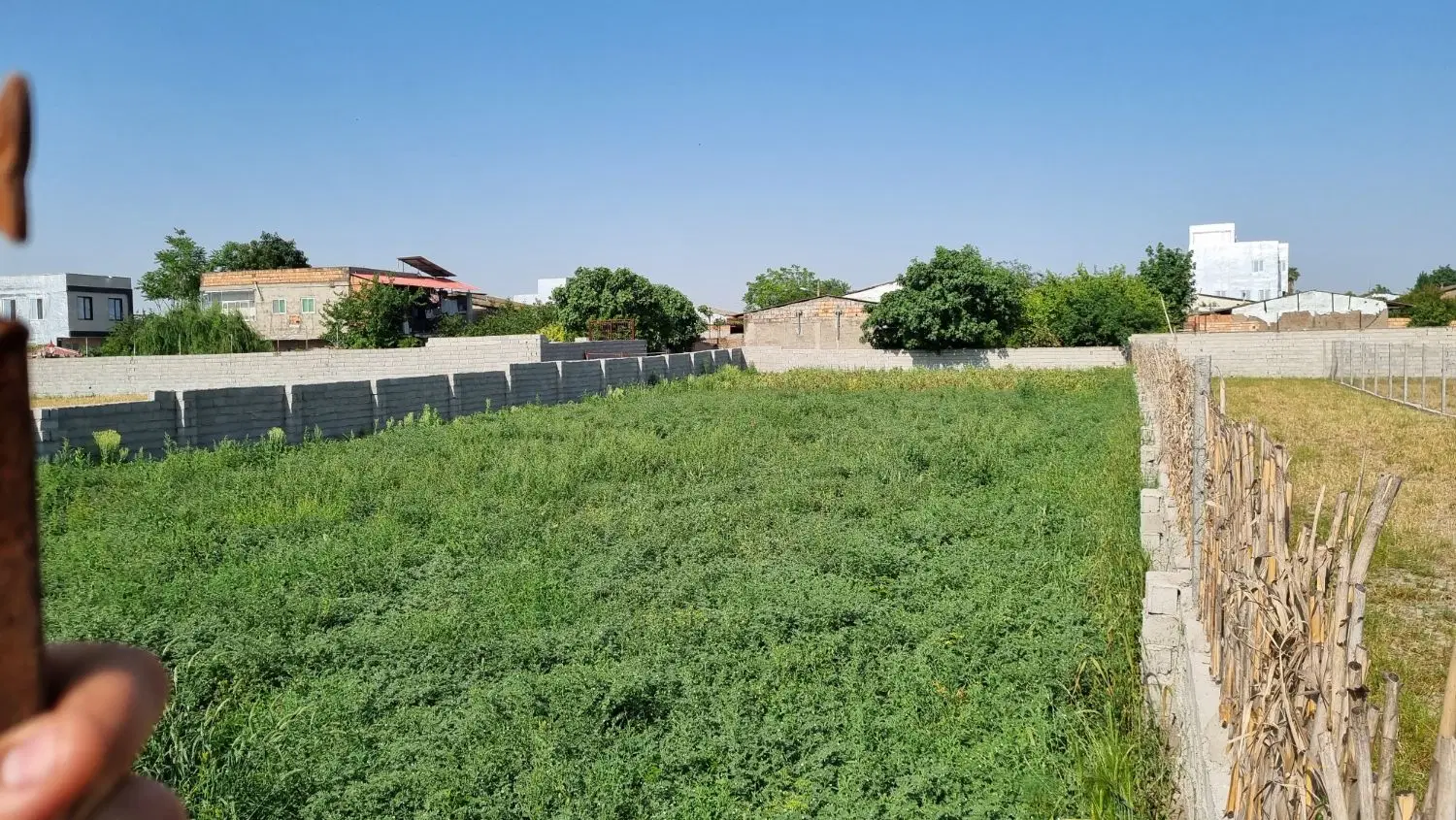 ۱۱۰۰متر زمین واقع در روستای حیدرآباد