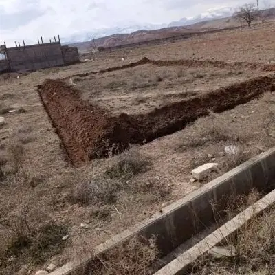 زمین مسکونی و تجاری