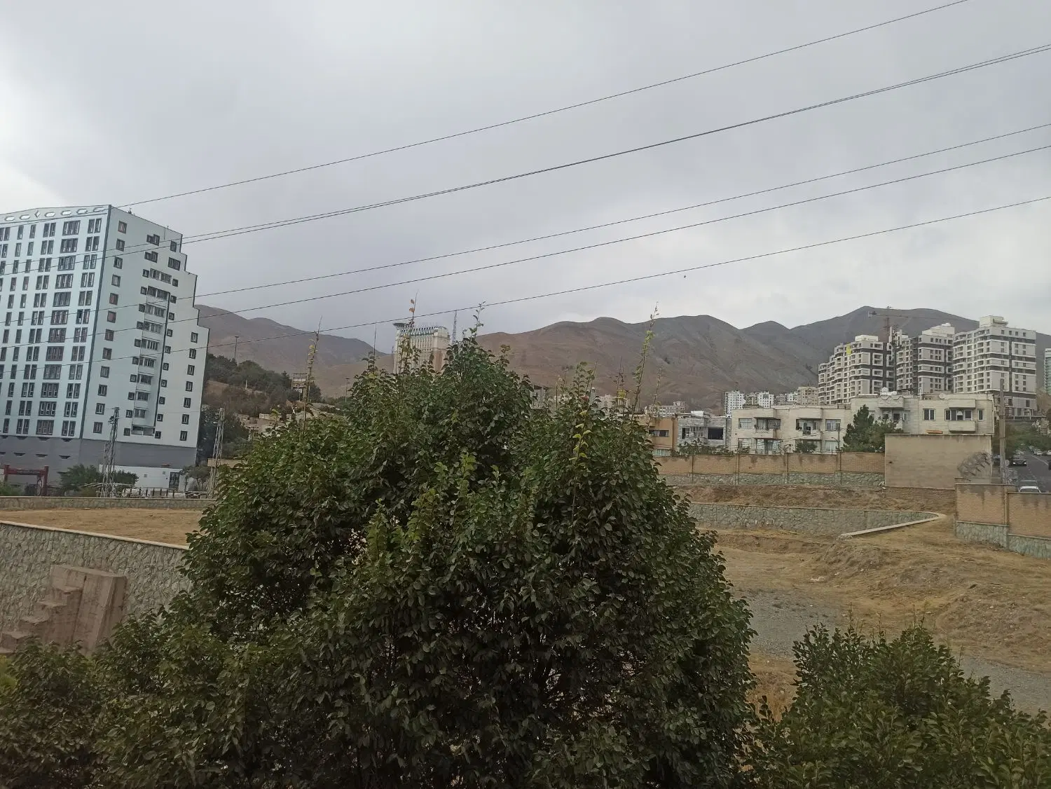 127متر 3 خواب سند تک برگ شهرک مخابرات