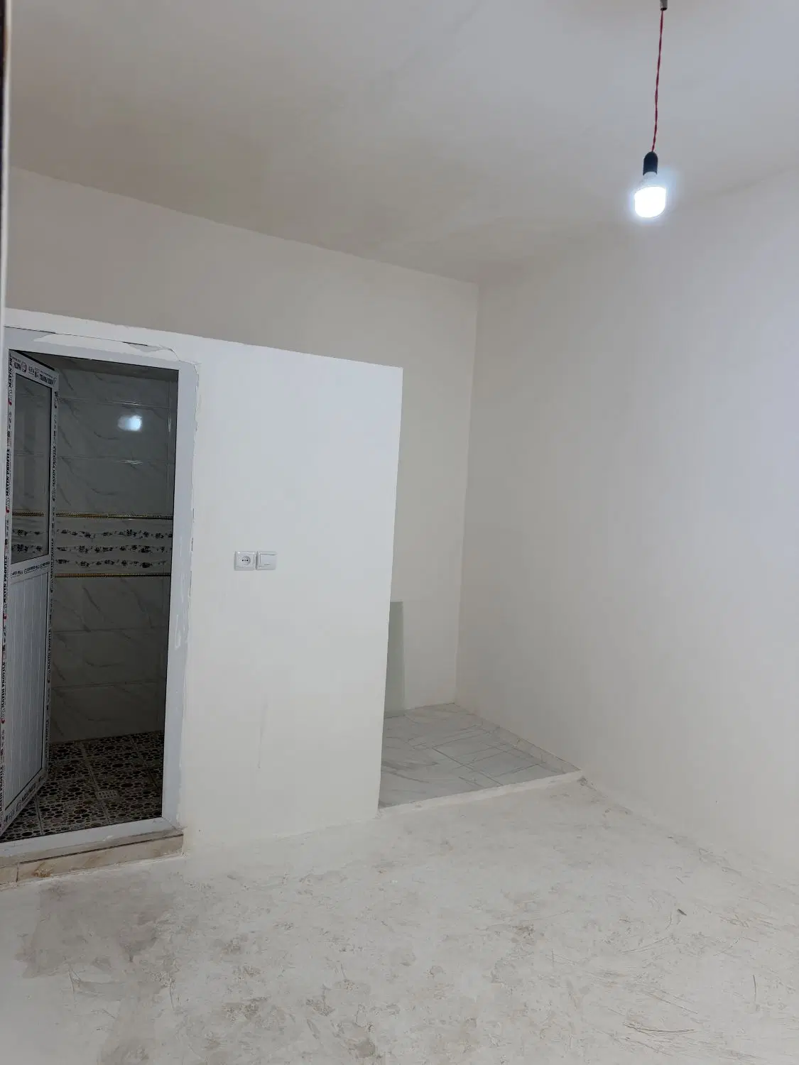 خانه ۷۲ متری در اناخاتون کلید نخورده