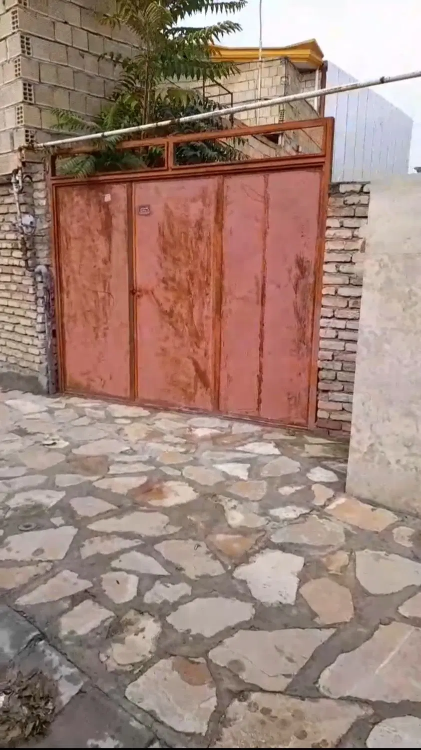 زمین دهپهن۱۴۳متر