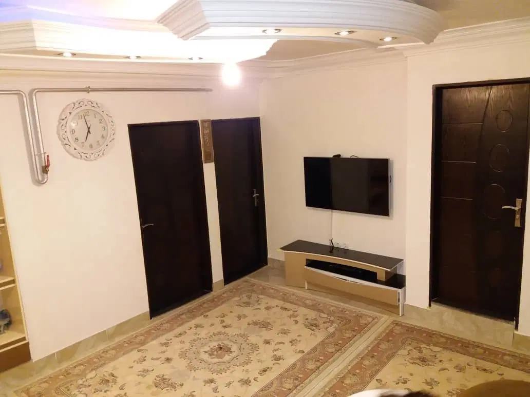 ساختمان ۲ طبقه دربست_ بهداری صدرا