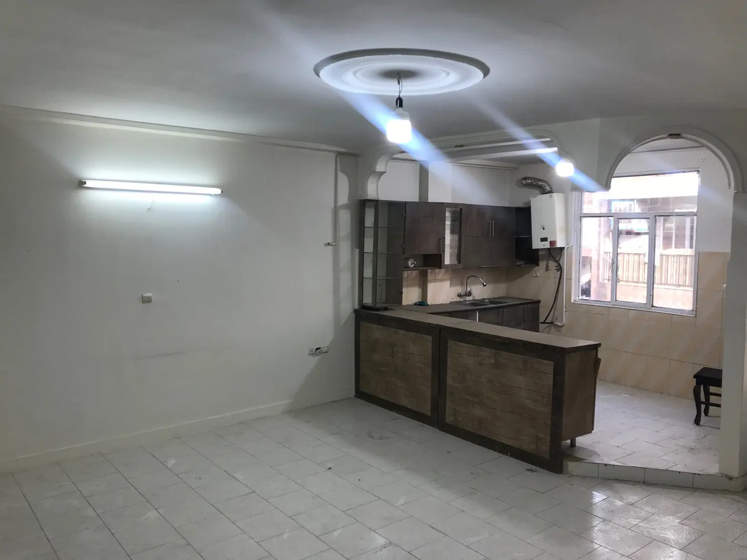 آپارتمان ۶۵ متری فروشی رو به نما