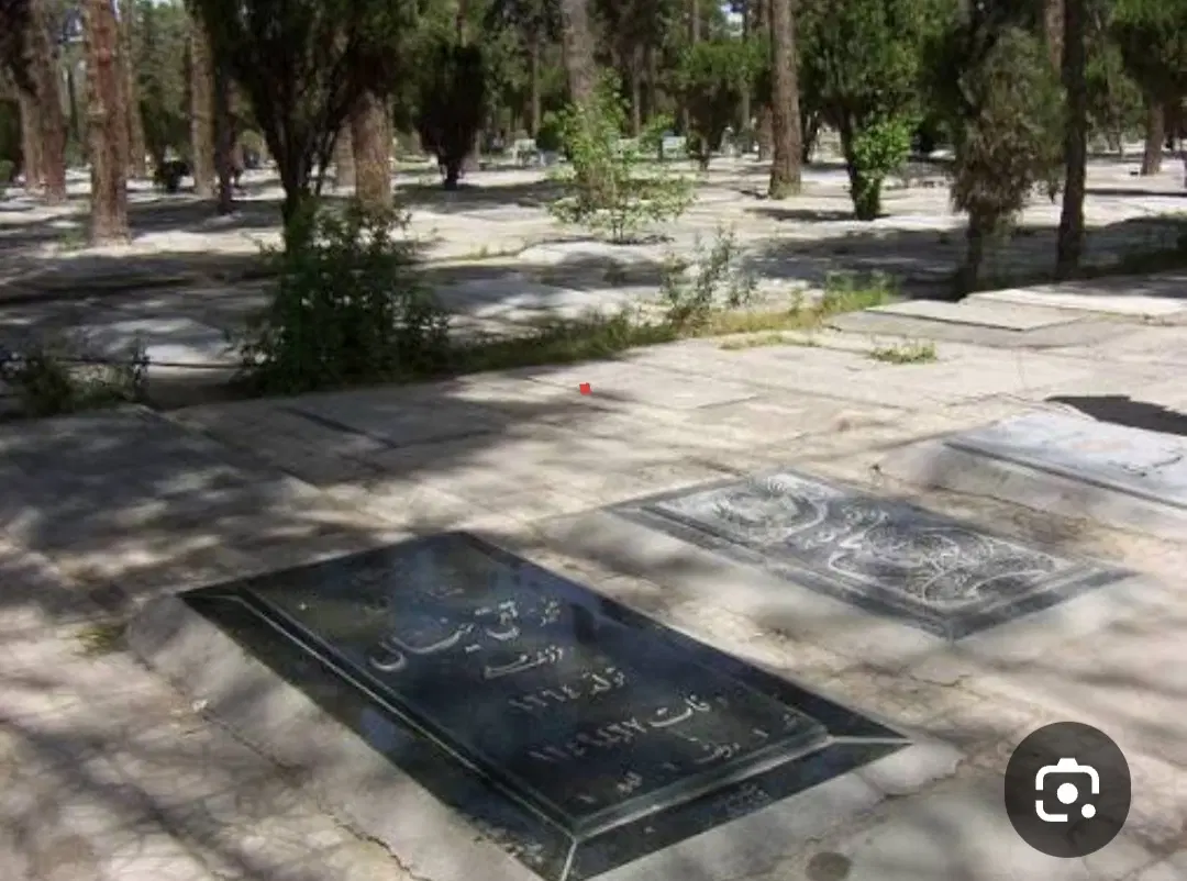 زمین قبرستان کمالوند زاد شیر