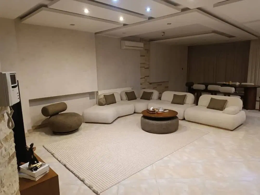 حدود ۷۰متر زیر زمین مناسب مزون سالن زیبای